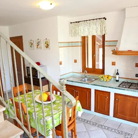 Feriehus Helle Editerrane Mit Terrasse Und Garten Nur 50 Meter Vom Meer Entfern - B43966