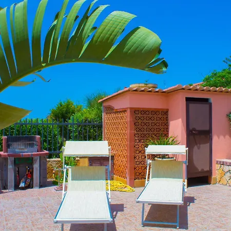Feriehus Helle Editerrane Mit Terrasse Und Garten Nur 50 Meter Vom Meer Entfern - B43966 Cefalù